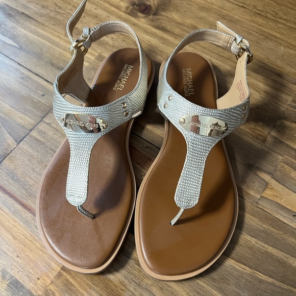 Brand new Michael Kors sandals. Never worn - Picture 1 of 4